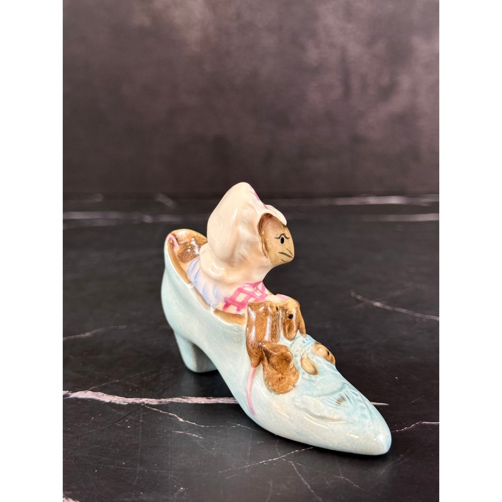 VTG 1959 Beatrix Potter Old Woman Who Lived in a Shoe Porcelain Figurine 4in